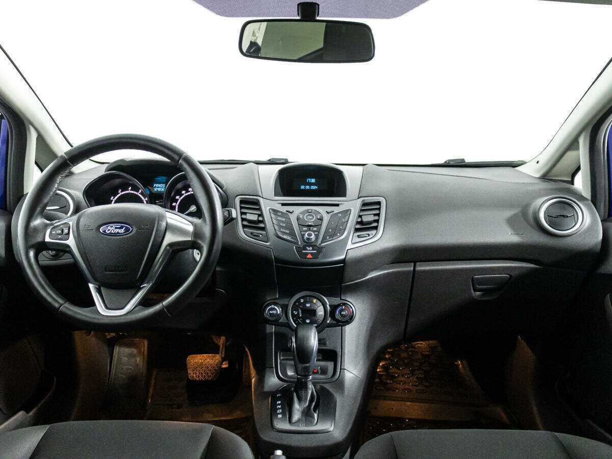 Ford Fiesta с пробегом — 2016 год. Фото: #12
