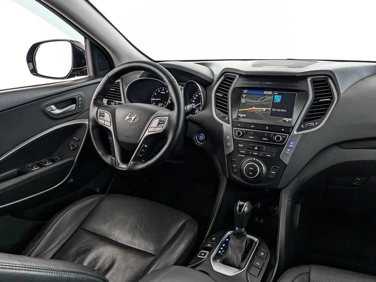 Hyundai Santa Fe с пробегом — 2017 год. Фото: #16