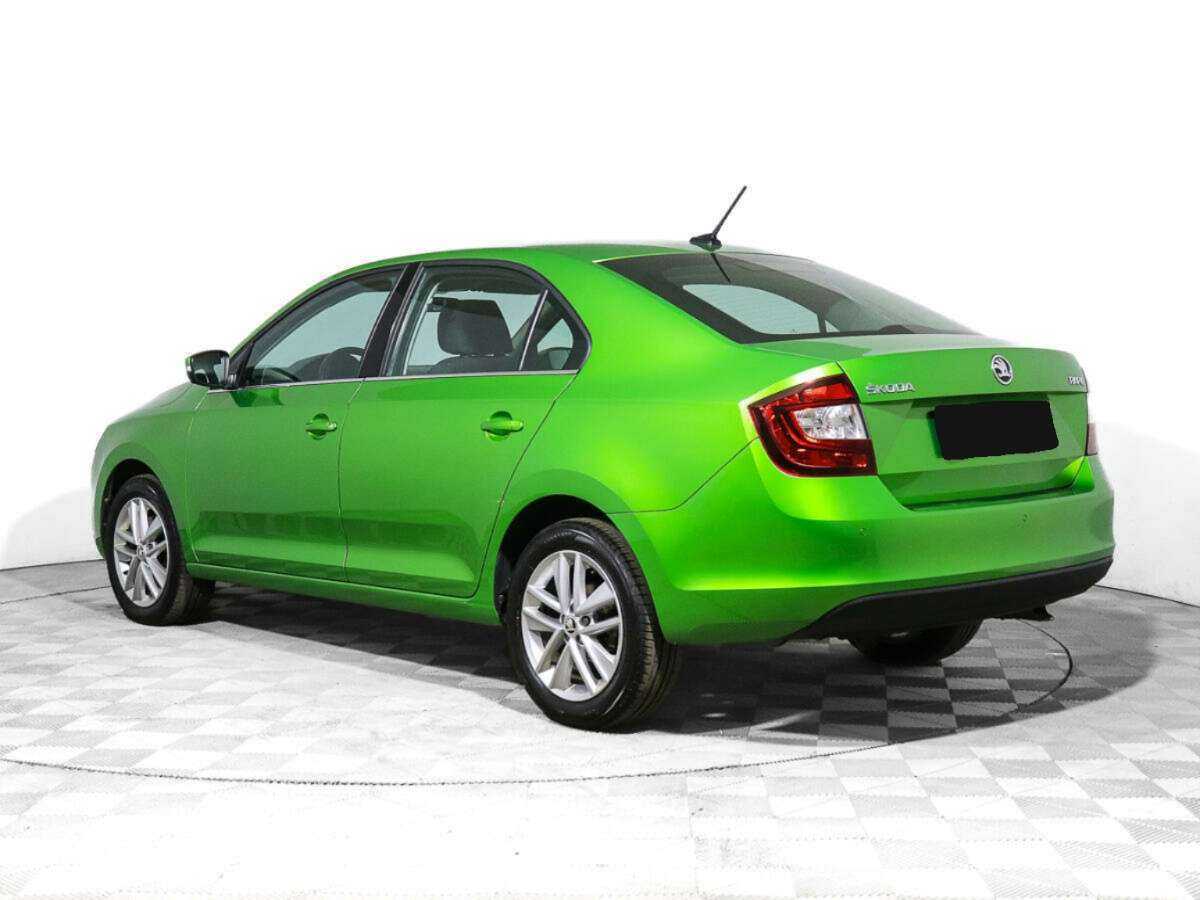 Skoda Rapid с пробегом — 2017 год. Фото: #5