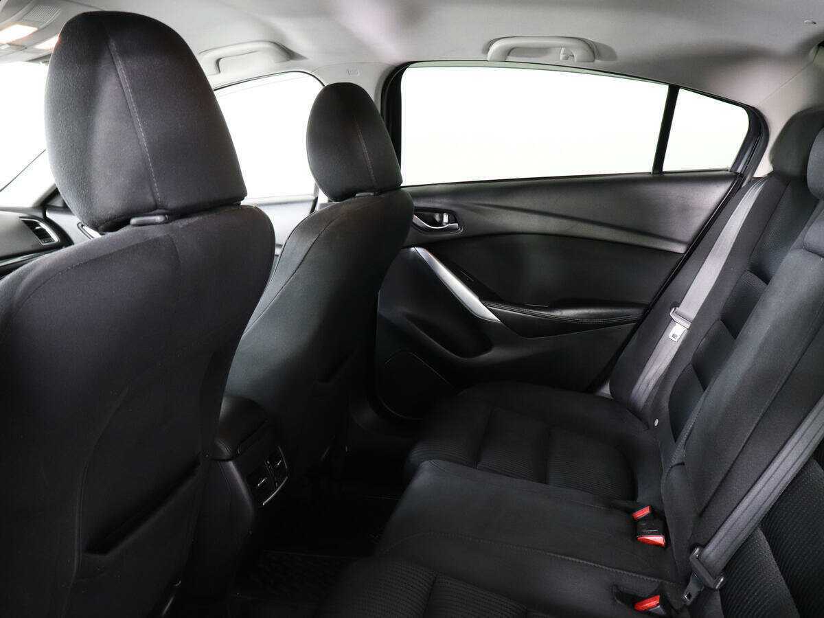 Mazda 6 с пробегом — 2013 год. Фото: #11