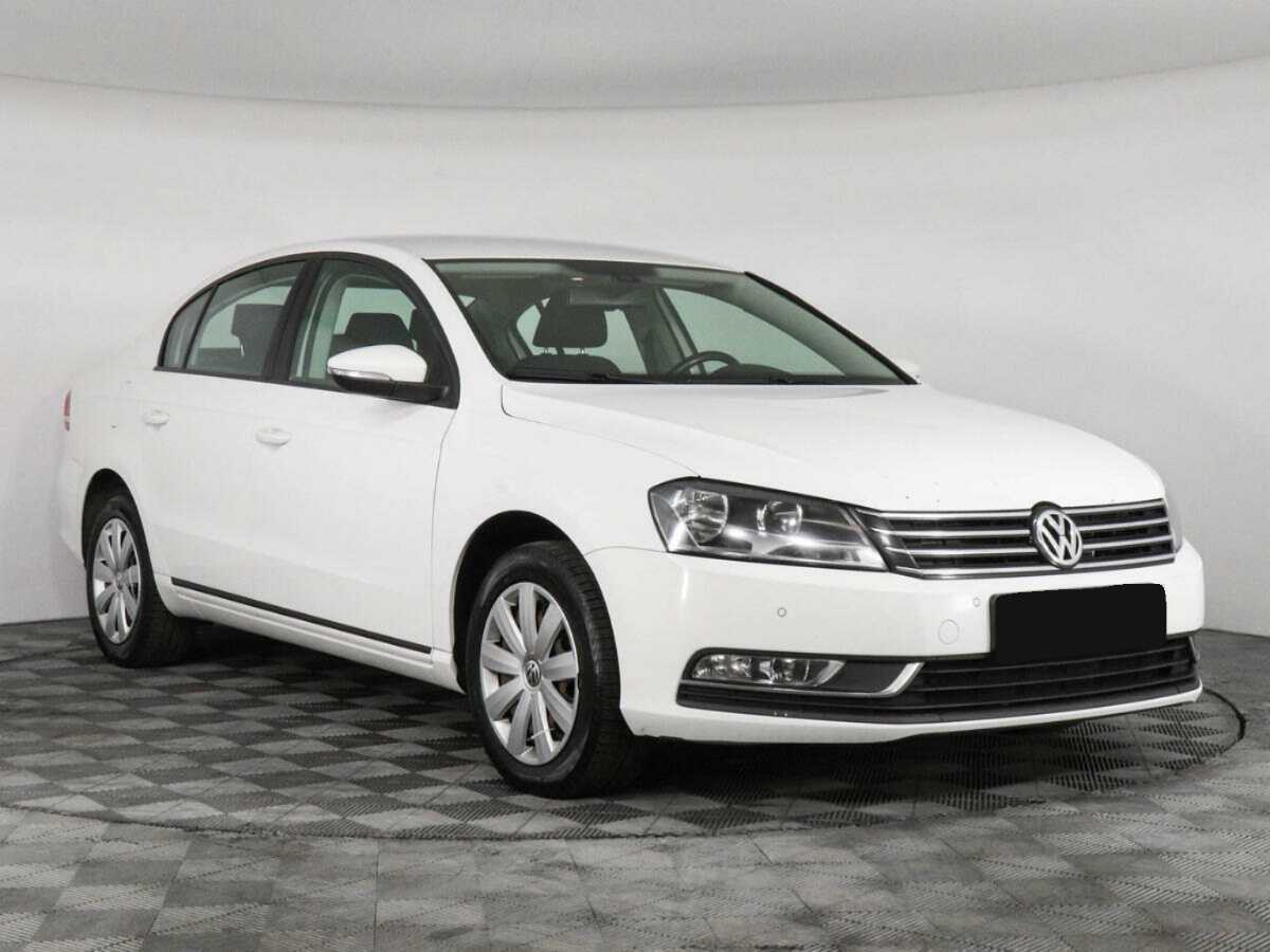Volkswagen Passat с пробегом — 2014 год. Фото: #2