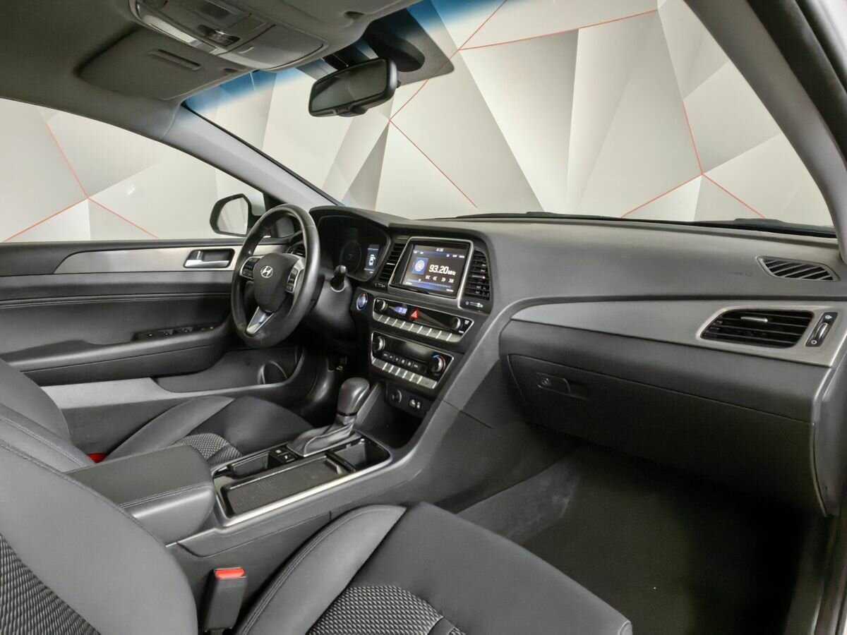 Hyundai Sonata с пробегом — 2018 год. Фото: #8