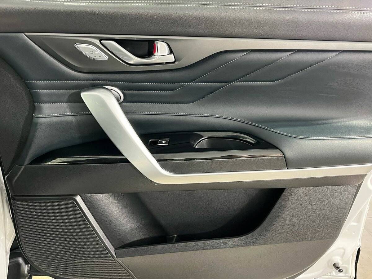 Changan CS95 с пробегом — 2023 год. Фото: #18