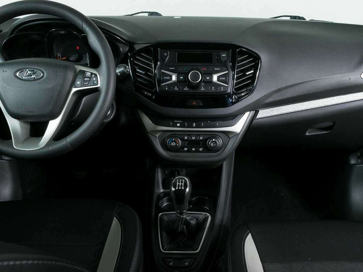 Lada (ВАЗ) Vesta с пробегом — 2019 год. Фото: #9