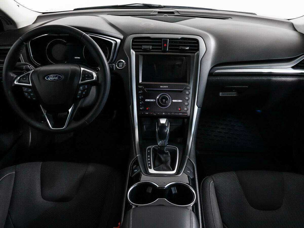 Ford Mondeo с пробегом — 2015 год. Фото: #12