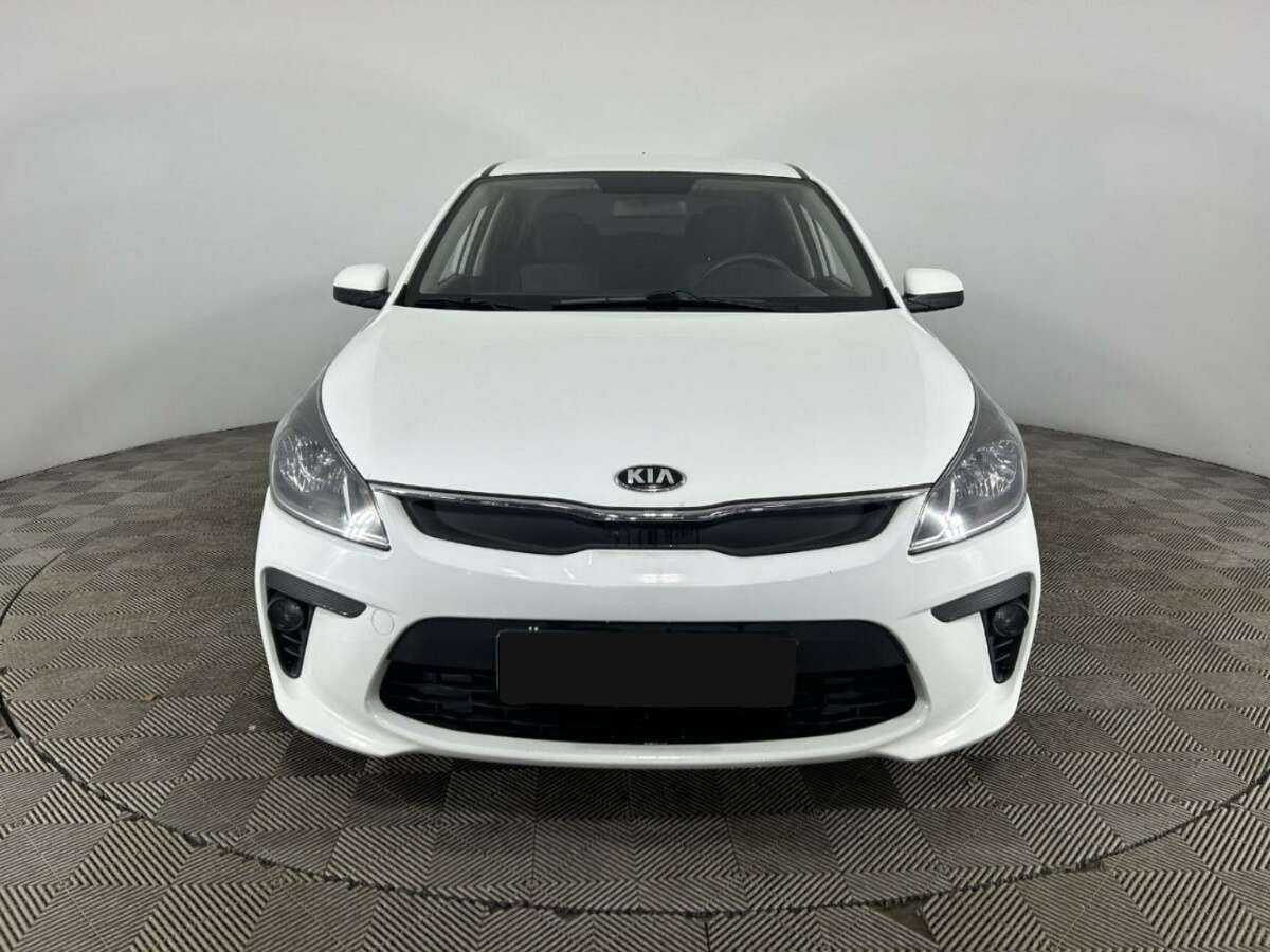 Kia Rio с пробегом — 2018 год. Фото: #1