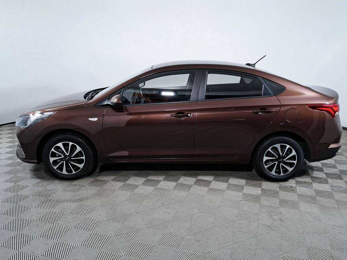 Hyundai Solaris с пробегом — 2021 год. Фото: #7