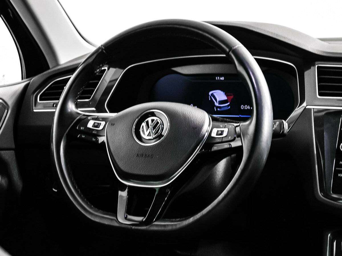 Volkswagen Tiguan с пробегом — 2018 год. Фото: #11