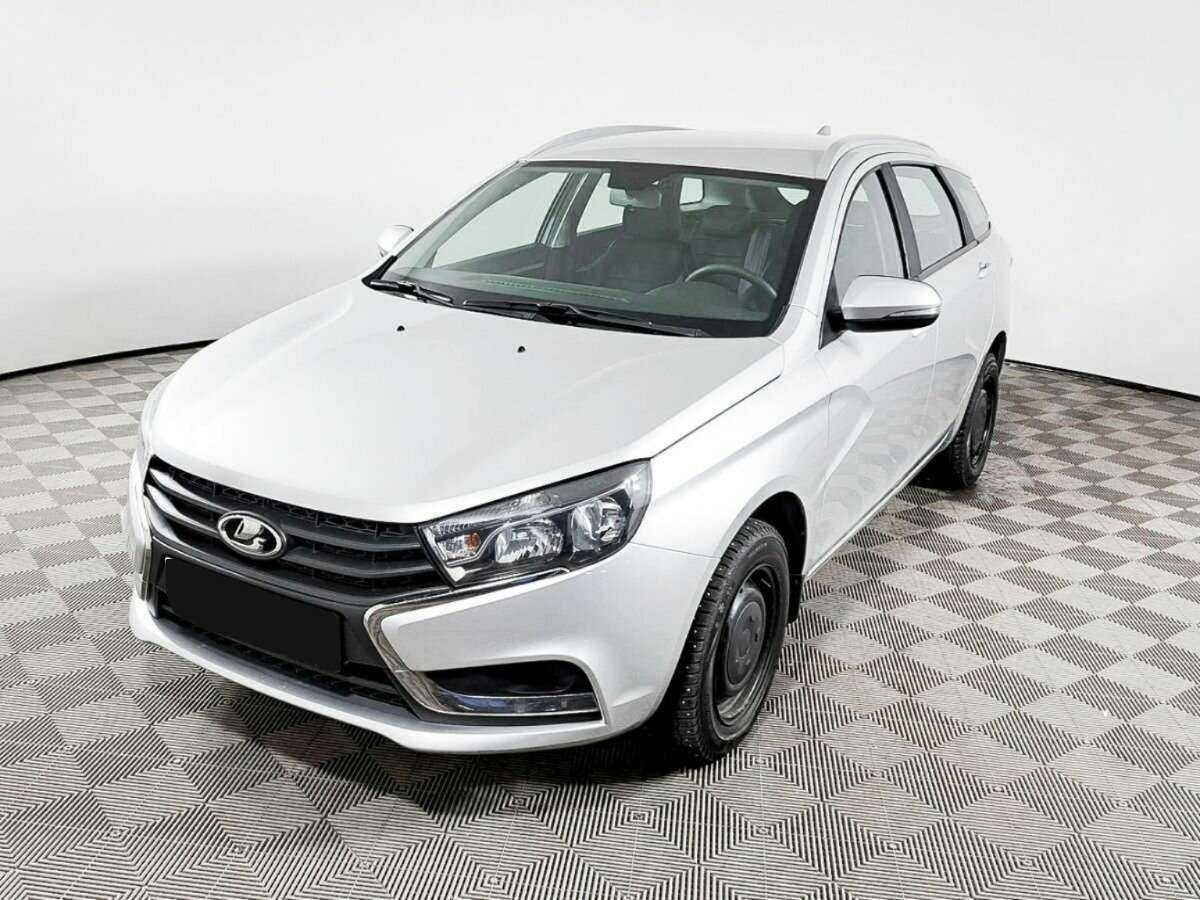 Lada (ВАЗ) Vesta с пробегом — 2019 год. Посмотреть фото