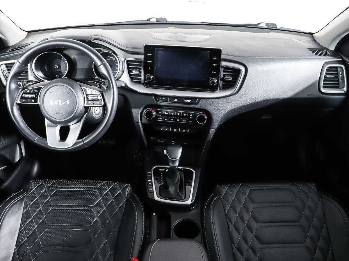 Kia Ceed с пробегом — 2021 год. Фото: #10