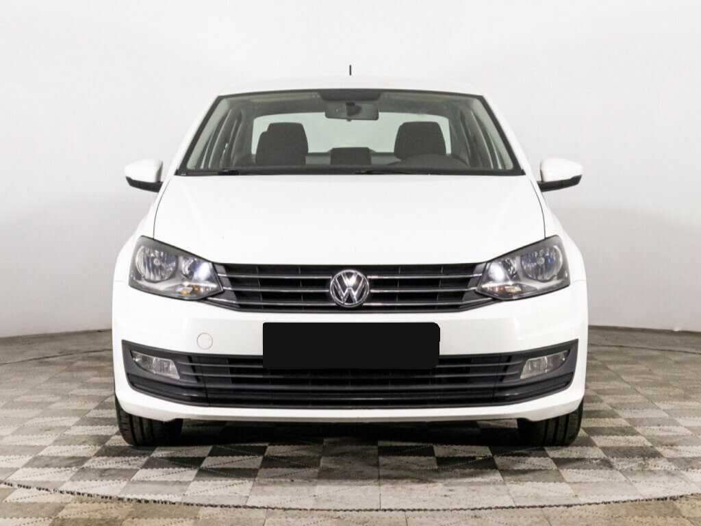 Volkswagen Polo с пробегом — 2016 год. Фото: #1