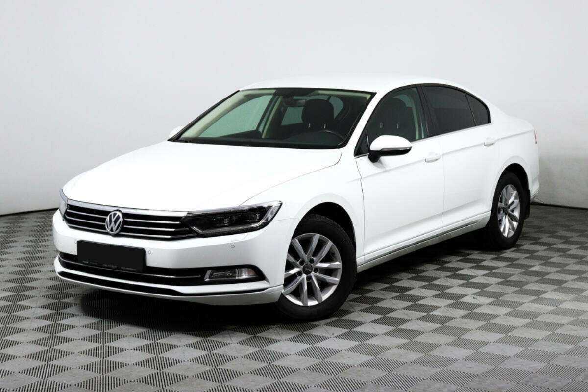 Volkswagen Passat с пробегом — 2016 год. Фото: #0