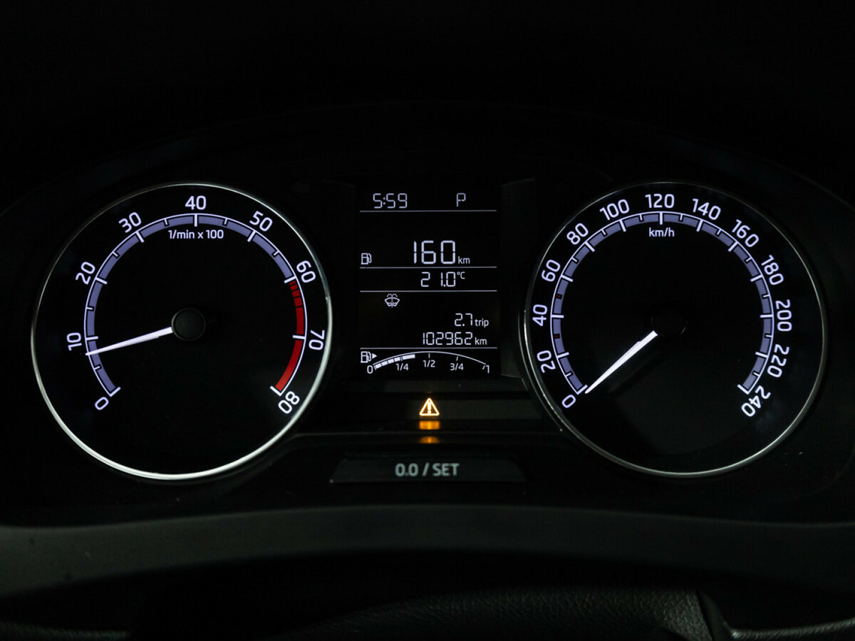 Skoda Rapid с пробегом — 2019 год. Фото: #11