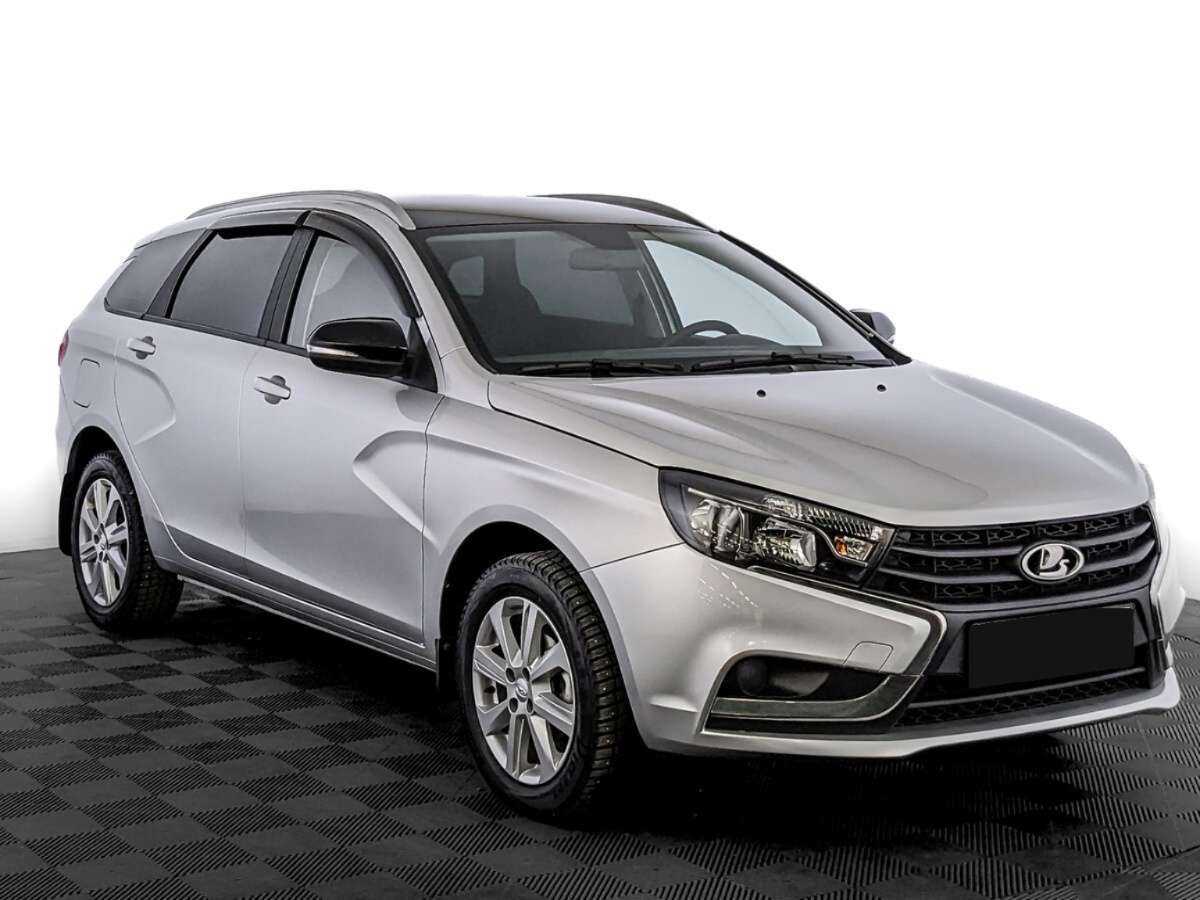 Lada (ВАЗ) Vesta с пробегом — 2022 год. Фото: #2
