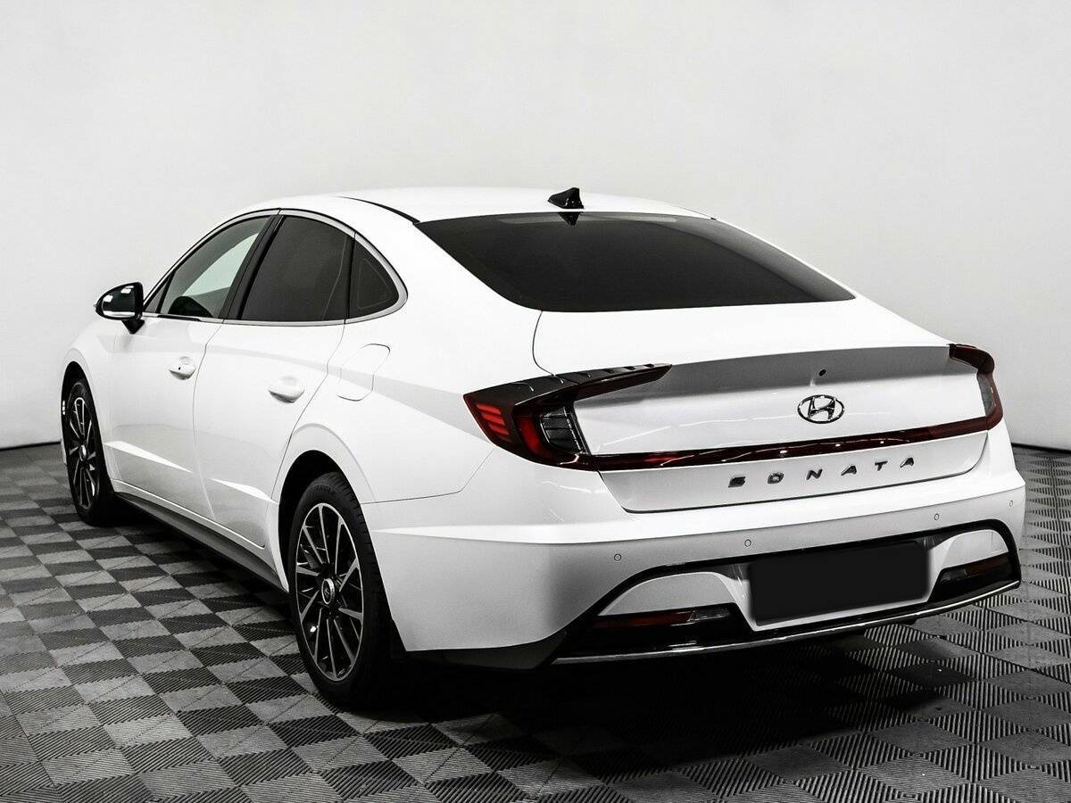 Hyundai Sonata с пробегом — 2020 год. Фото: #6