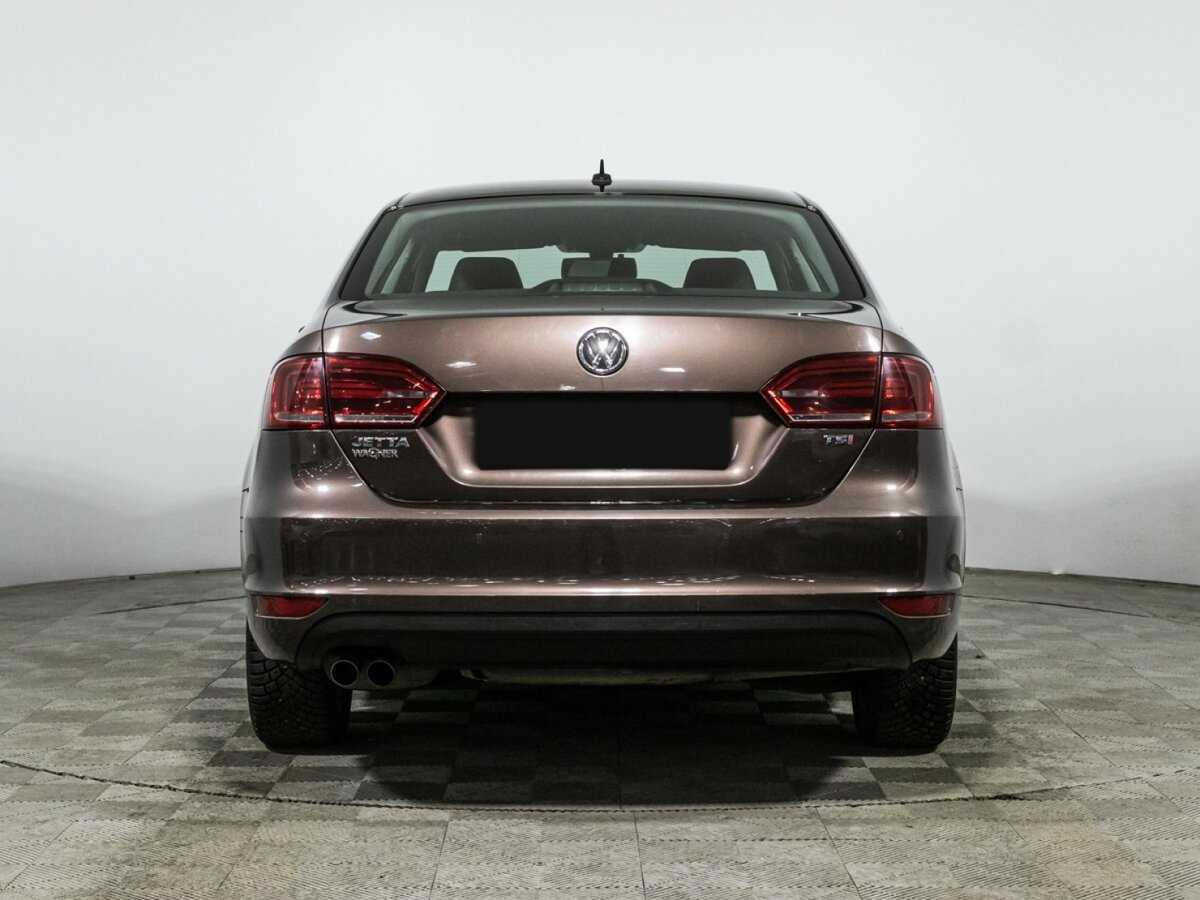 Volkswagen Jetta с пробегом — 2014 год. Фото: #4