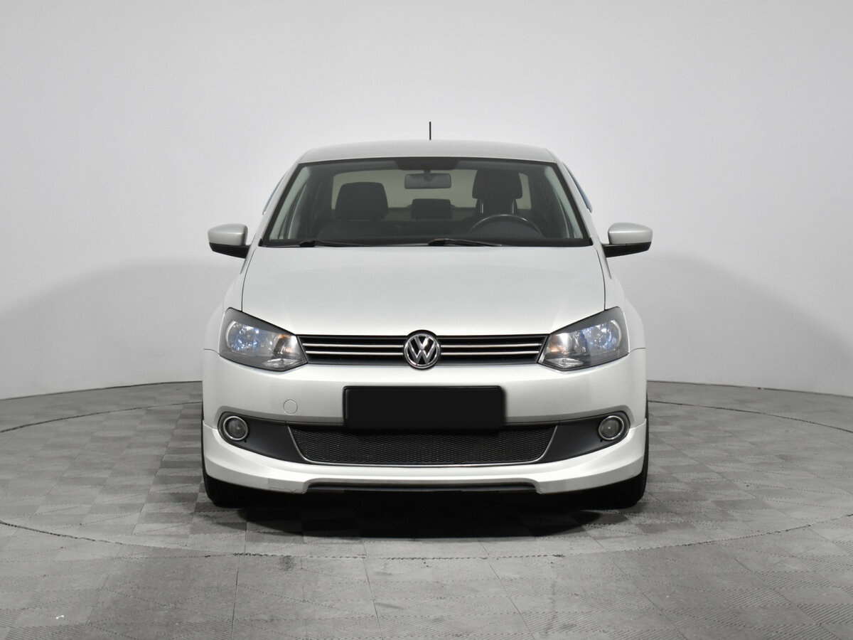 Volkswagen Polo с пробегом — 2014 год. Фото: #1