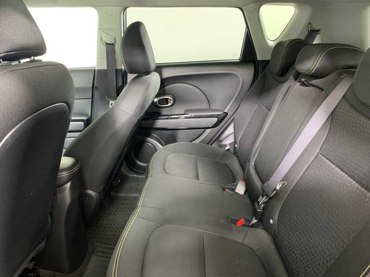 Kia Soul с пробегом — 2015 год. Фото: #18