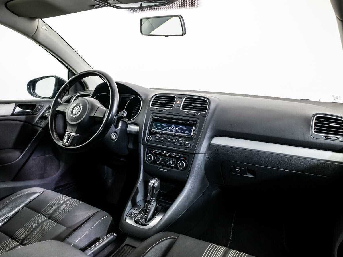 Volkswagen Golf с пробегом — 2012 год. Фото: #8