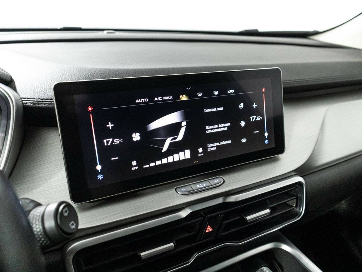 Geely Coolray с пробегом — 2021 год. Фото: #18