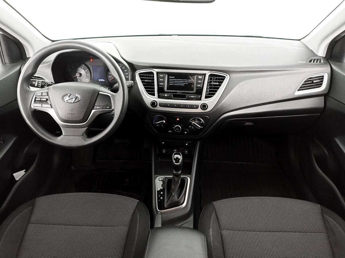 Hyundai Solaris с пробегом — 2020 год. Фото: #11