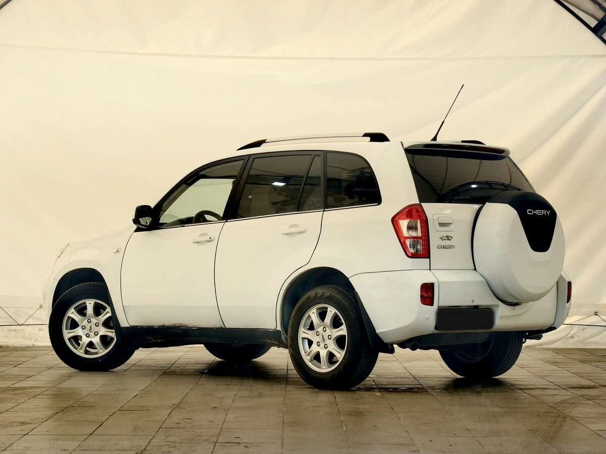 Chery Tiggo (T11) с пробегом — 2015 год. Фото: #5
