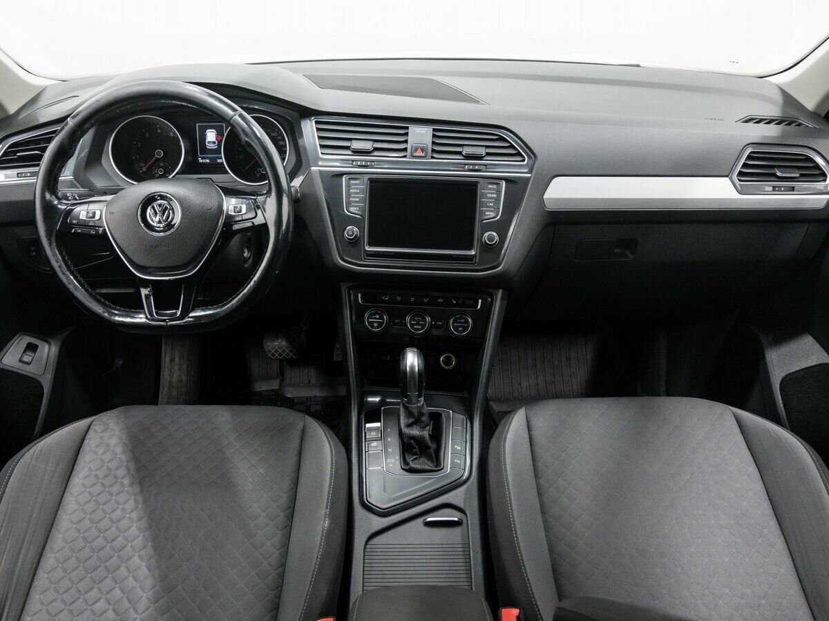 Volkswagen Tiguan с пробегом — 2017 год. Фото: #10