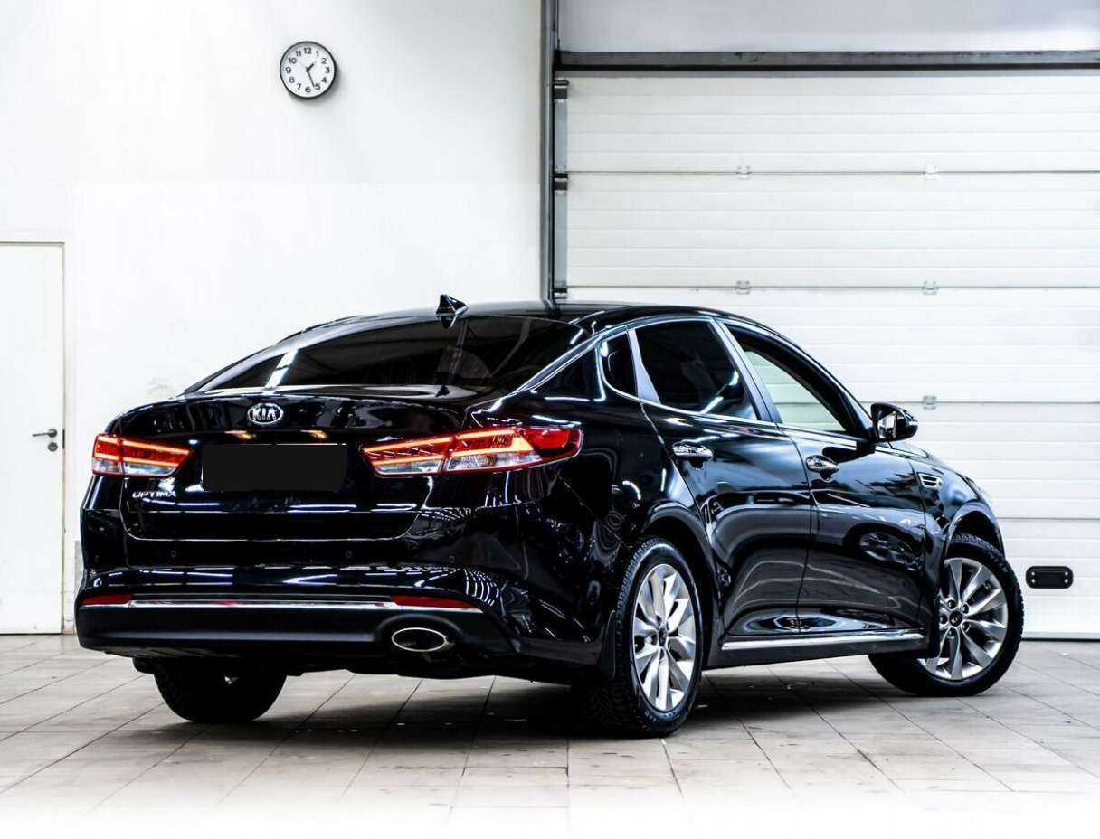 Kia Optima с пробегом — 2017 год. Фото: #2