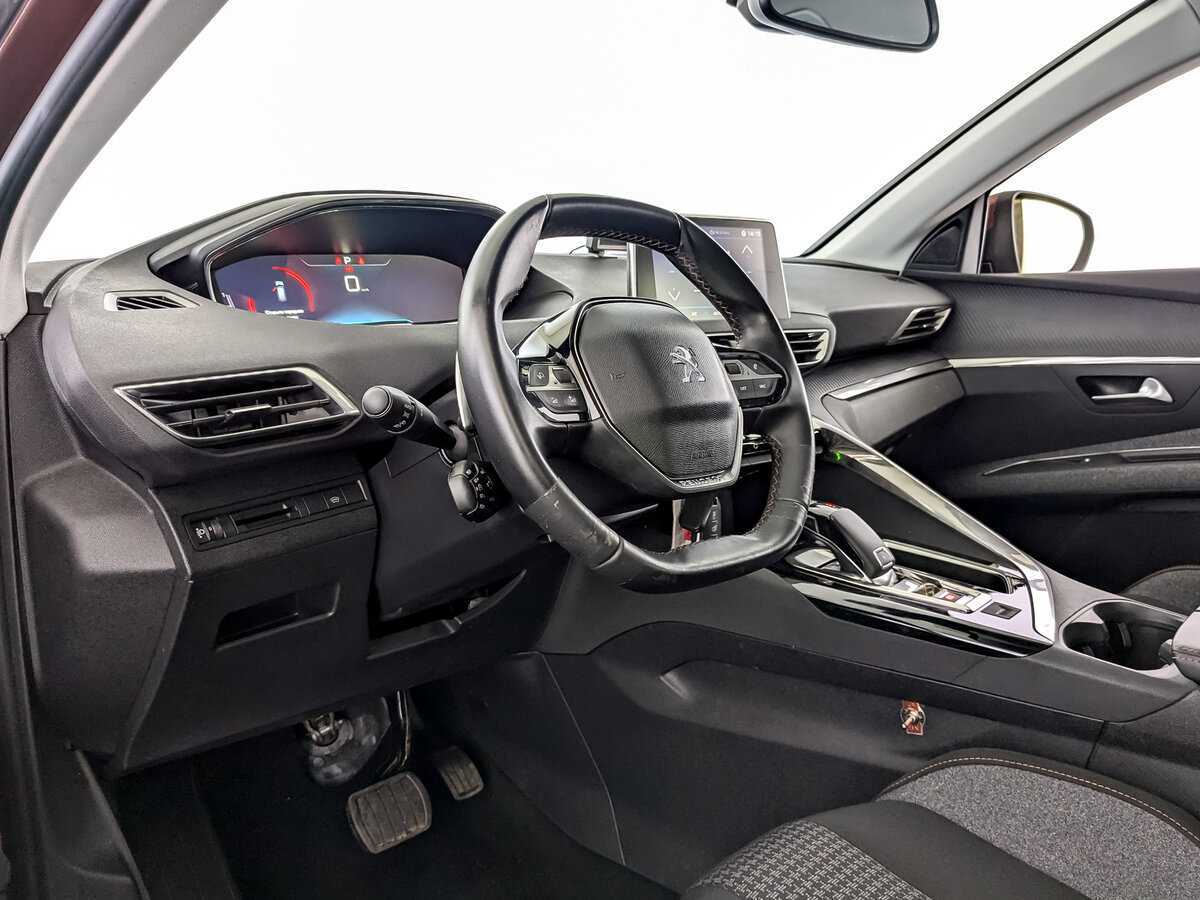 Peugeot 3008 с пробегом — 2017 год. Фото: #13