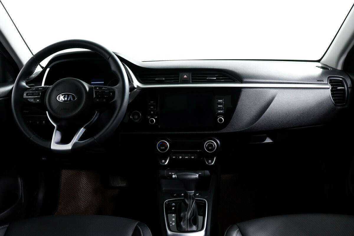 Kia Rio с пробегом — 2020 год. Фото: #10