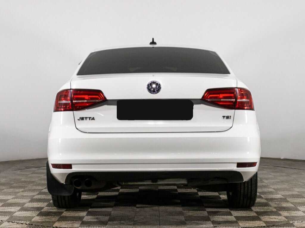 Volkswagen Jetta с пробегом — 2017 год. Фото: #5