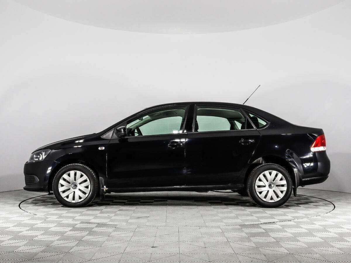 Volkswagen Polo с пробегом — 2012 год. Фото: #7