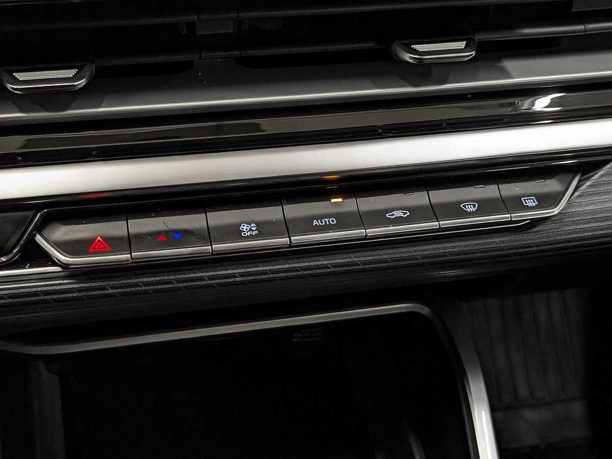 Geely Emgrand с пробегом — 2024 год. Фото: #18