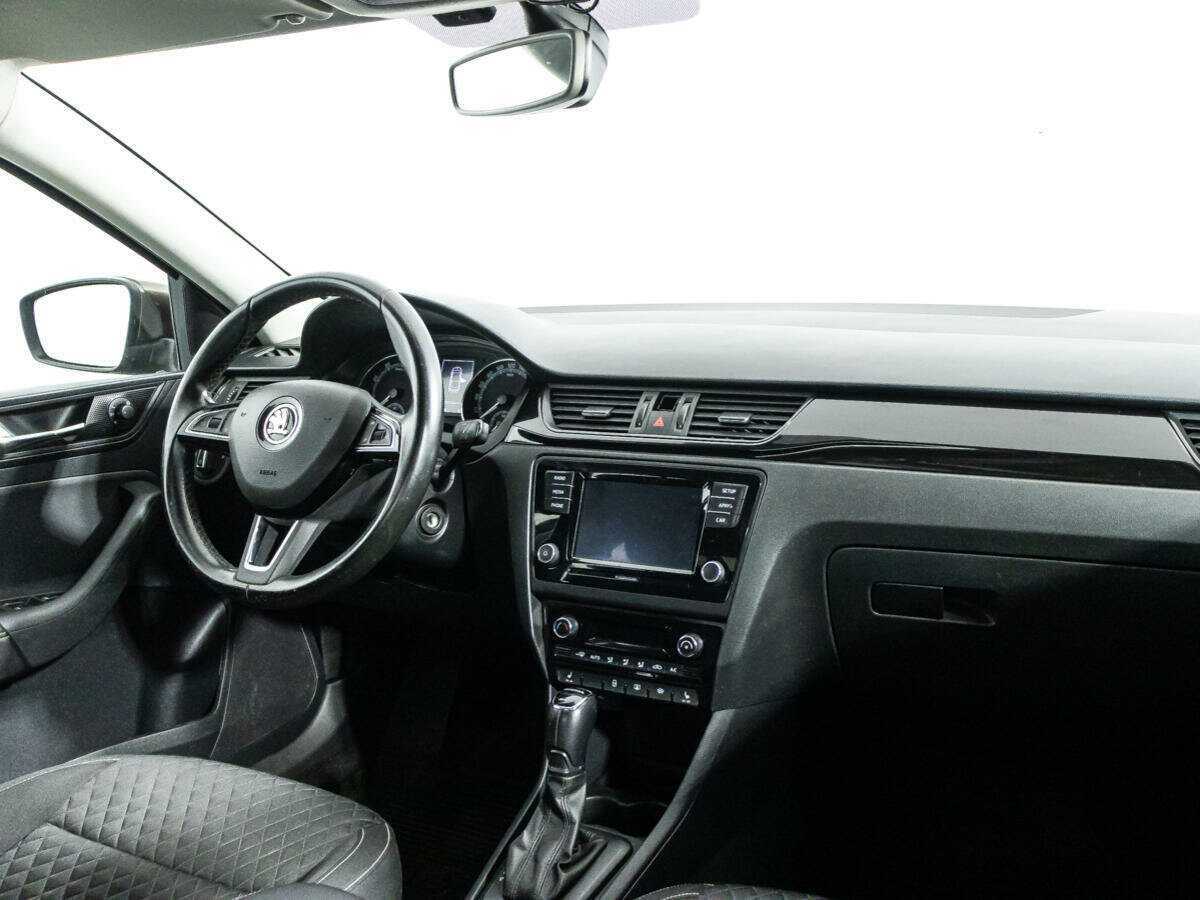 Skoda Rapid с пробегом — 2018 год. Фото: #8