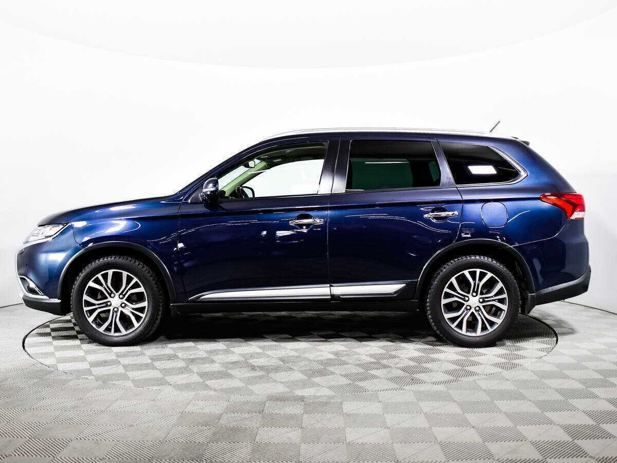 Mitsubishi Outlander с пробегом — 2016 год. Фото: #6