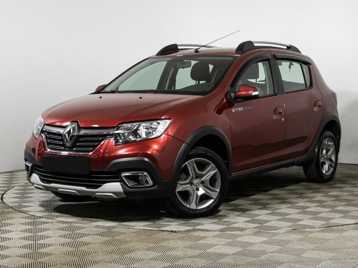 Renault Sandero с пробегом — 2021 год. Посмотреть фото