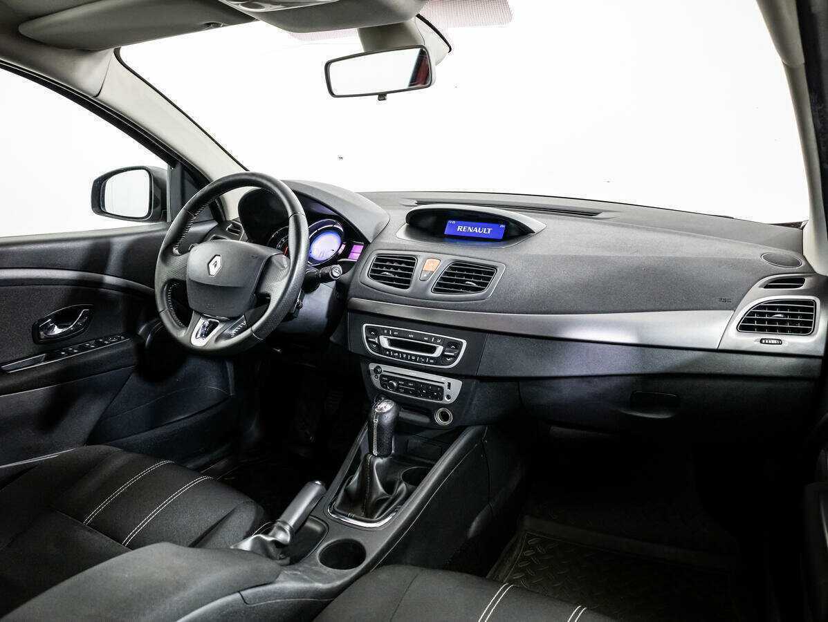 Renault Megane с пробегом — 2014 год. Фото: #6