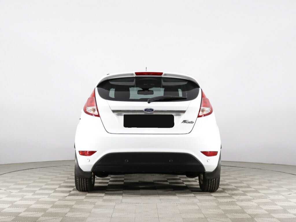 Ford Fiesta с пробегом — 2016 год. Фото: #5