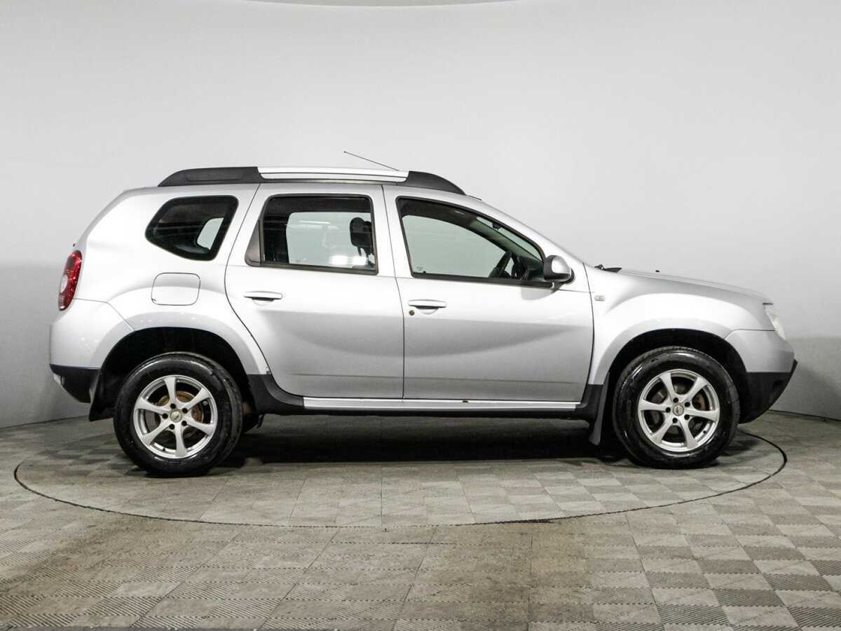 Renault Duster с пробегом — 2013 год. Фото: #3