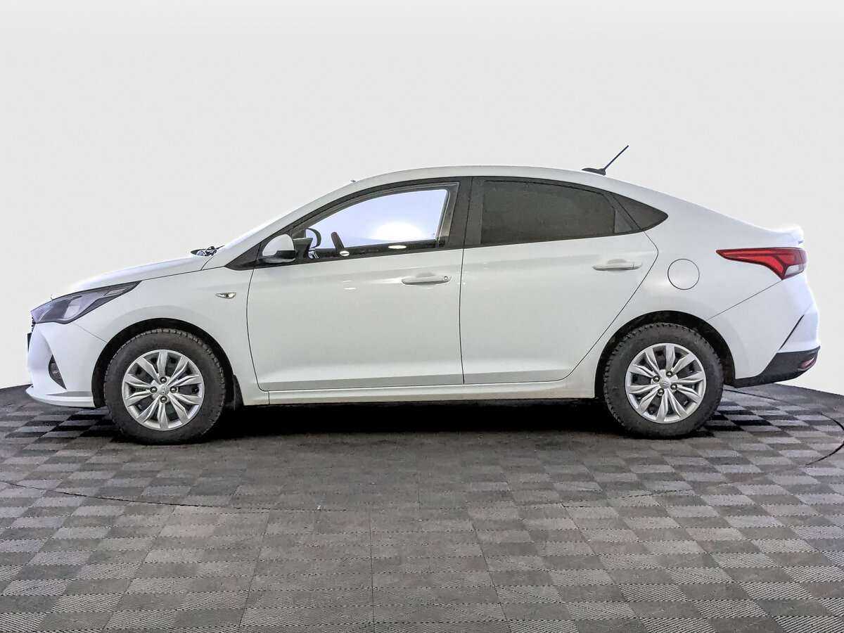 Hyundai Solaris с пробегом — 2020 год. Фото: #7