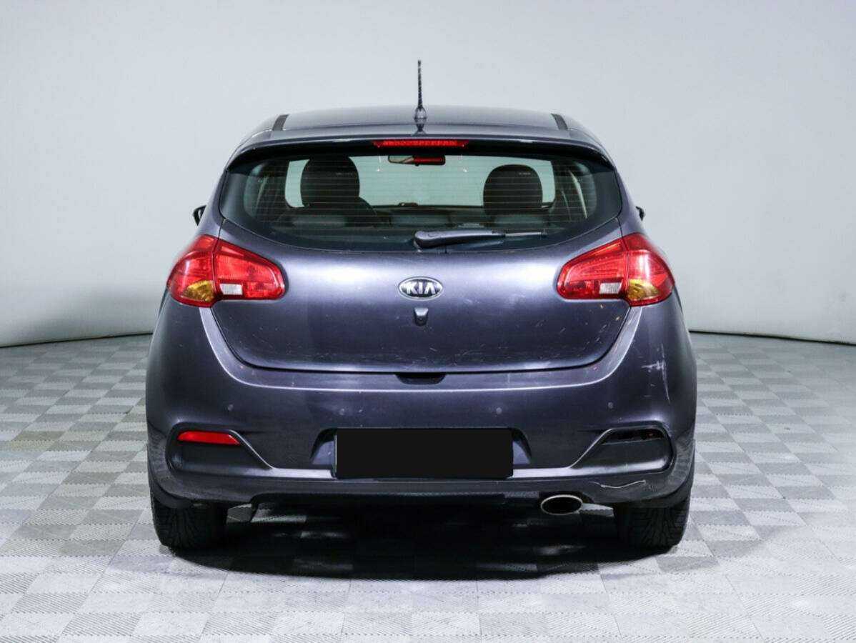 Kia Ceed с пробегом — 2014 год. Фото: #5