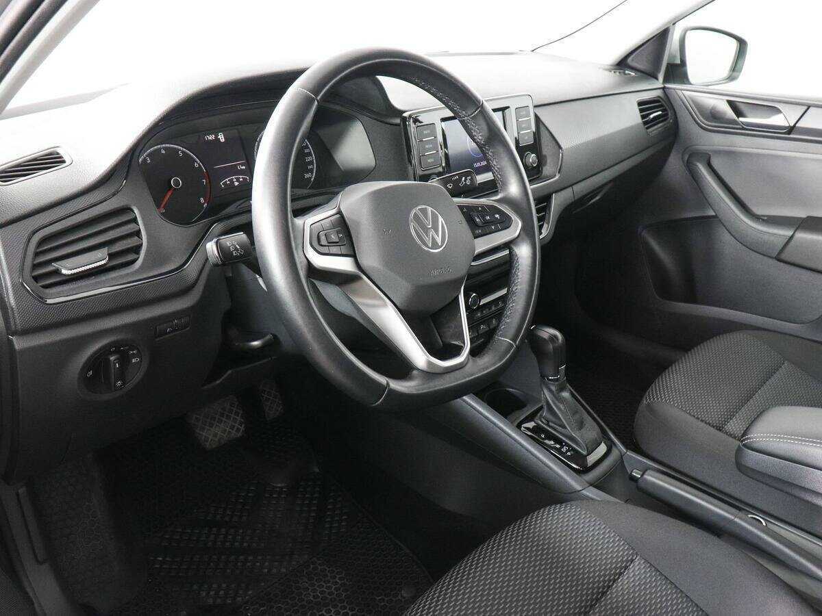 Volkswagen Polo с пробегом — 2020 год. Фото: #8