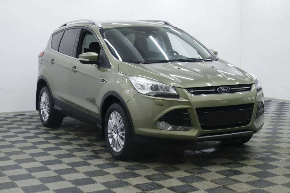 Ford Kuga с пробегом — 2016 год. Фото: #2