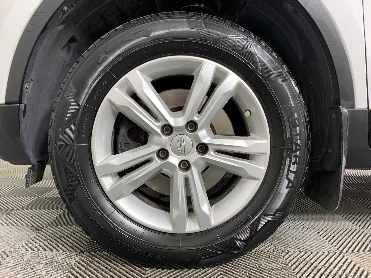 Geely Atlas с пробегом — 2018 год. Фото: #8