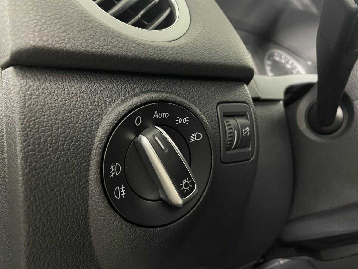 Volkswagen Tiguan с пробегом — 2012 год. Фото: #8