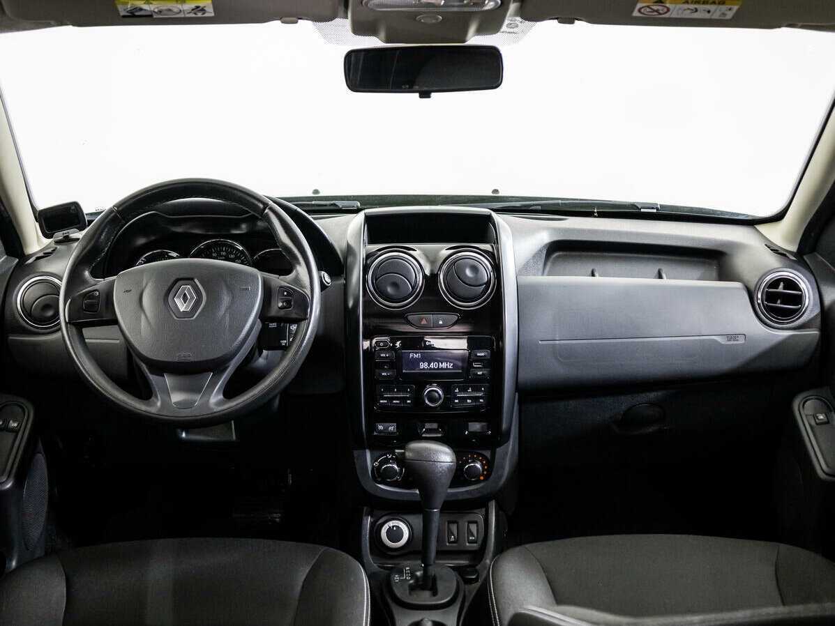 Renault Duster с пробегом — 2017 год. Фото: #12