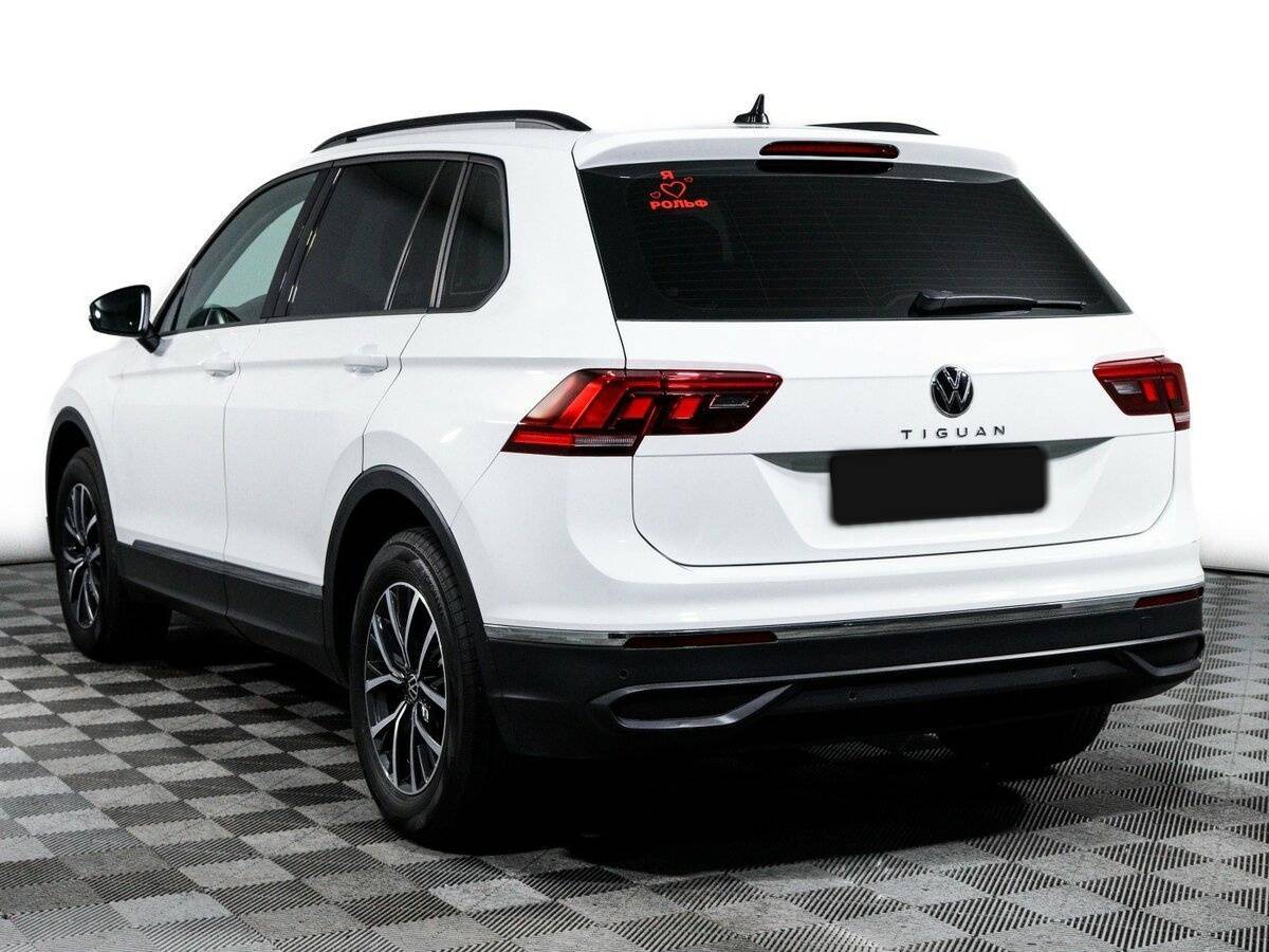 Volkswagen Tiguan с пробегом — 2021 год. Фото: #6