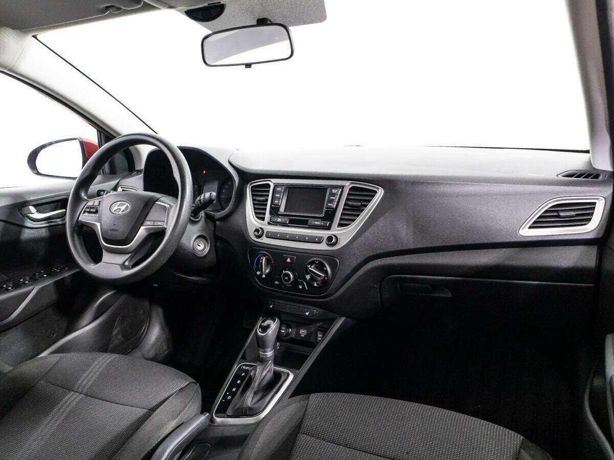 Hyundai Solaris с пробегом — 2019 год. Фото: #8