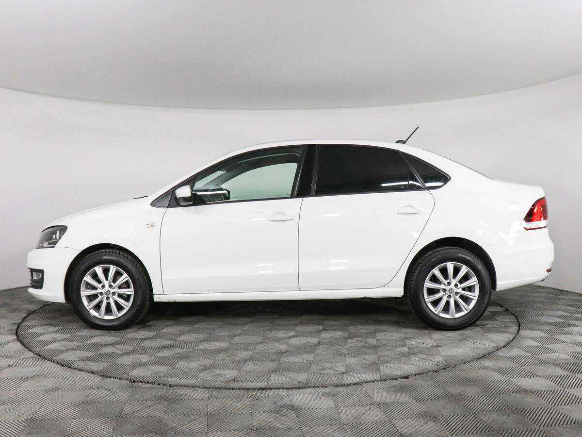 Volkswagen Polo с пробегом — 2018 год. Фото: #7