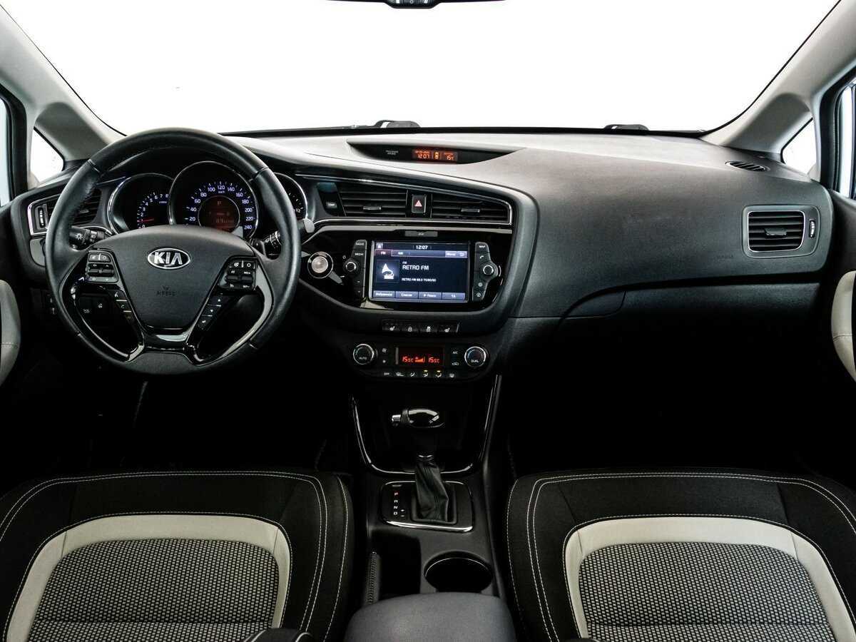 Kia Ceed с пробегом — 2017 год. Фото: #9
